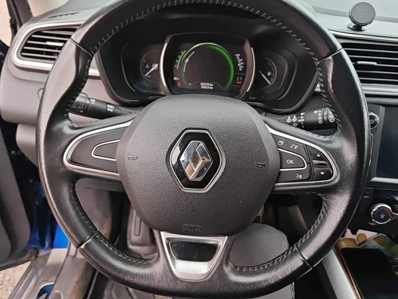 Renault Kadjar — фото 15