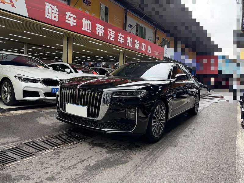 Hongqi H9 — фото 1