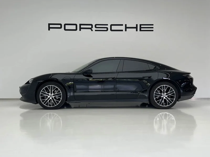 Porsche Taycan — фото 2