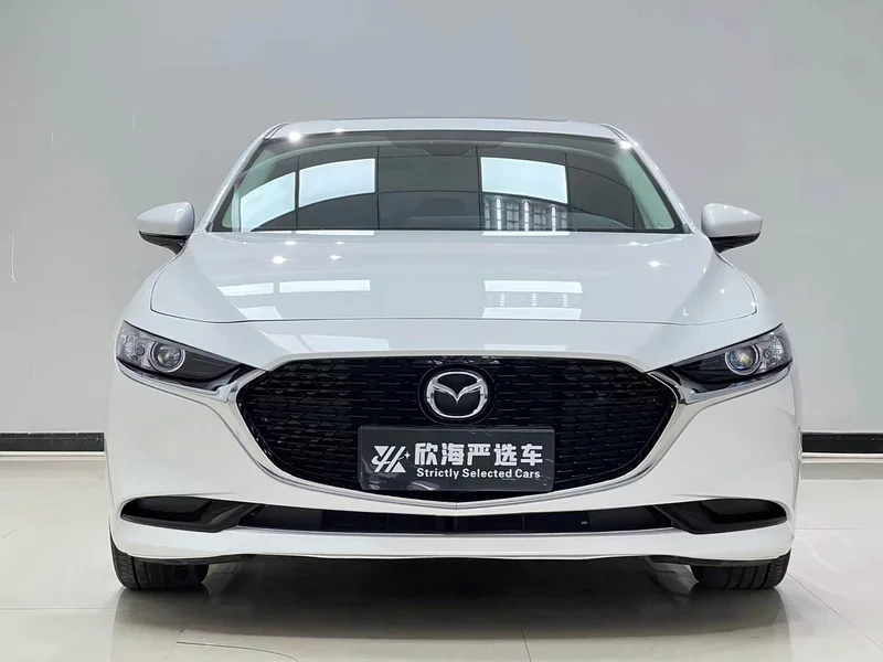 Mazda 3 Axela — фото 2