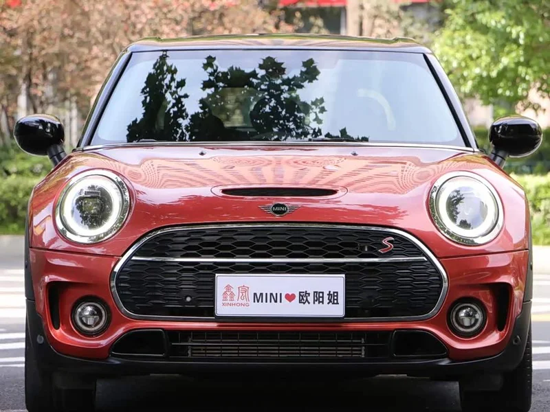 MINI CLUBMAN — фото 2