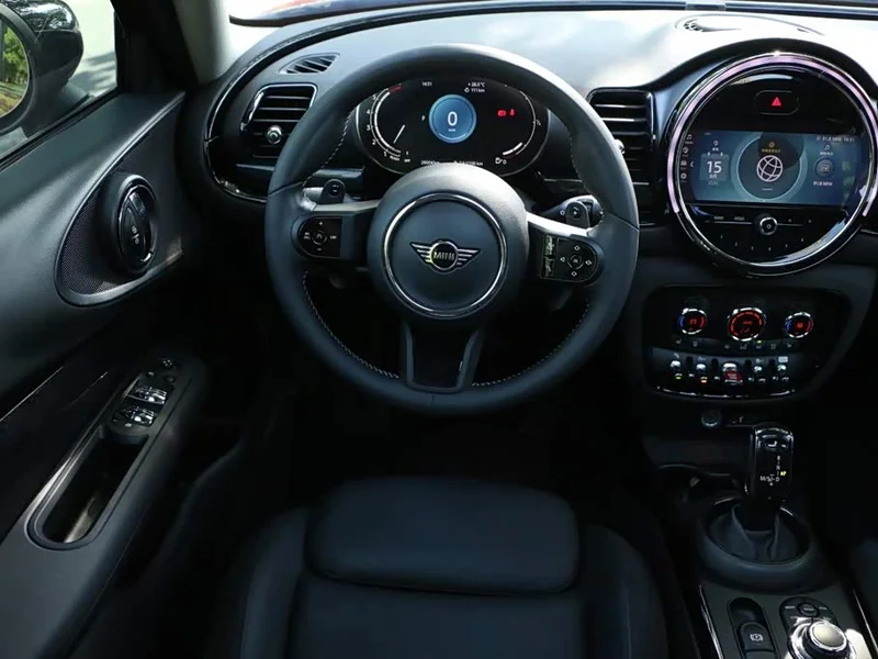 MINI CLUBMAN — фото 22