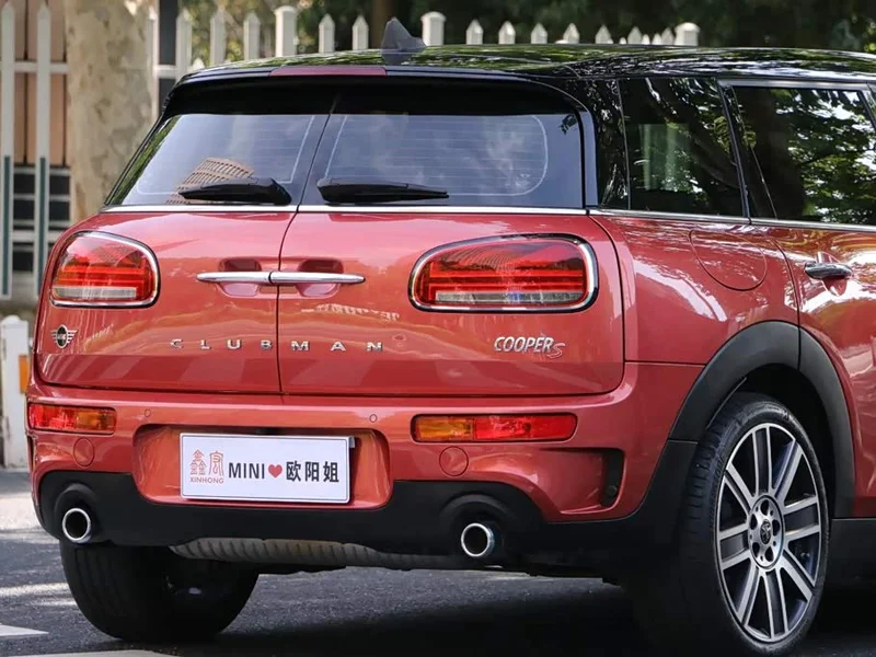 MINI CLUBMAN — фото 9