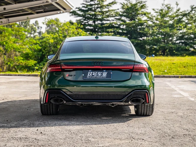Audi RS 7 — фото 4