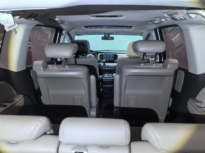 Honda Odyssey — фото 13