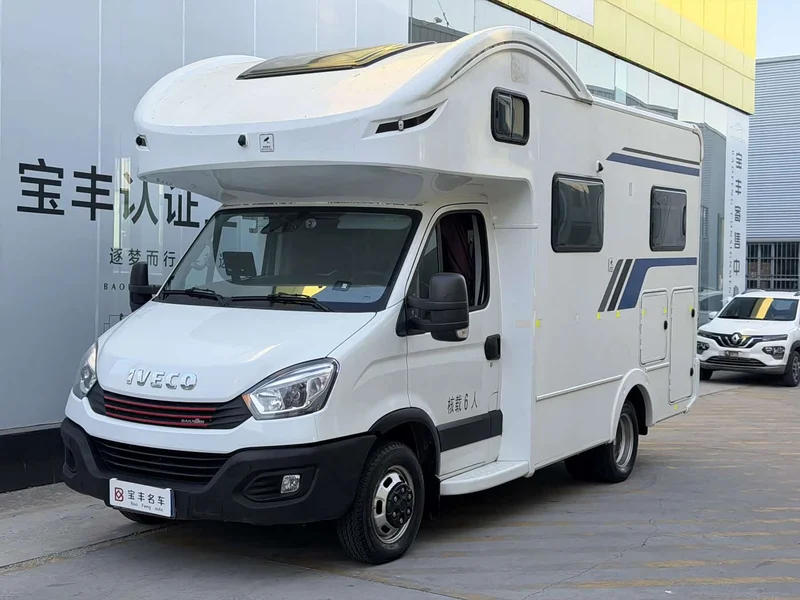 Iveco Eurocargo — фото 1