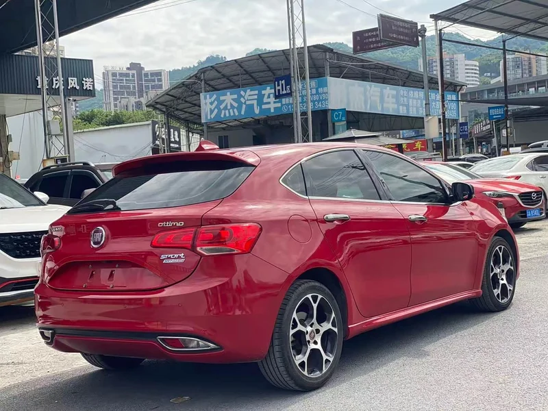 Hyundai i30 — фото 13