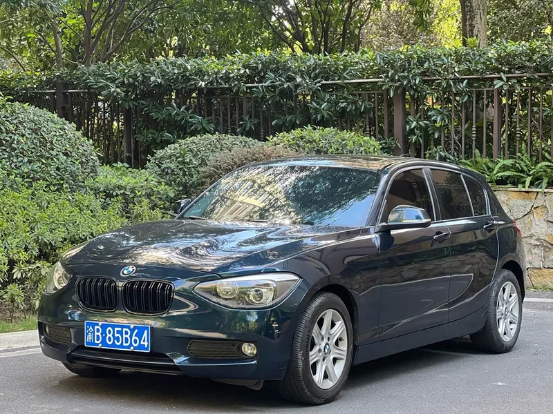 BMW 1-Series — фото 1
