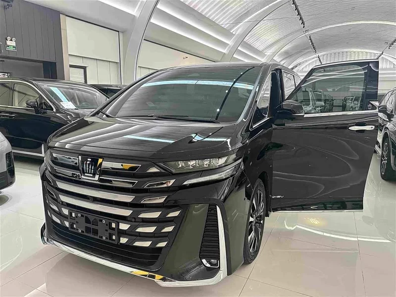 Toyota Vellfire — фото 3