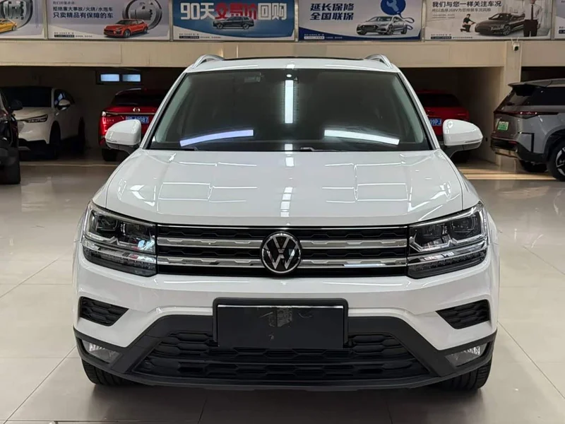 Volkswagen Tharu — фото 2