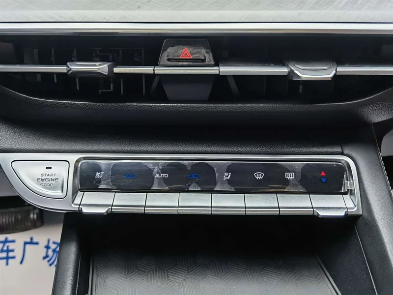 Changan Eado — фото 12