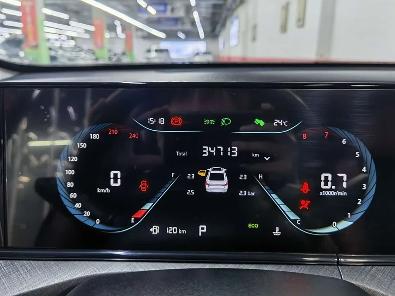 Changan Eado — фото 17