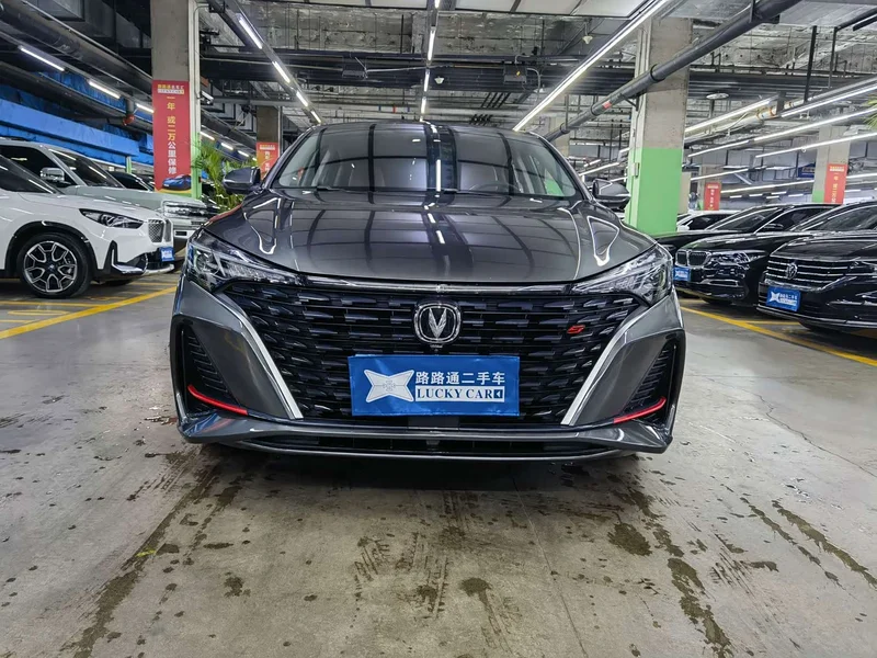 Changan Eado — фото 2