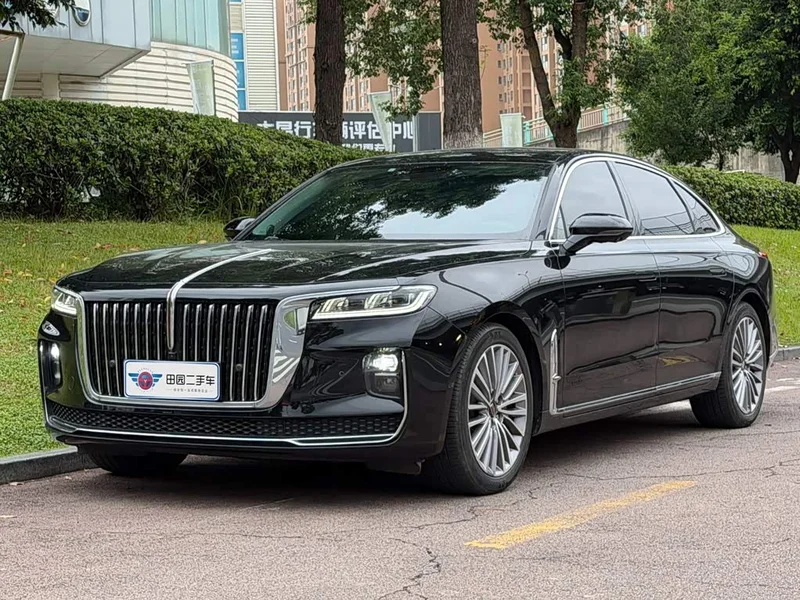 Hongqi H9 — фото 1
