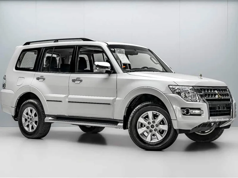 Mitsubishi Pajero (Imported) — фото 3