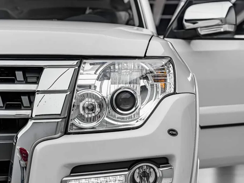 Mitsubishi Pajero (Imported) — фото 33