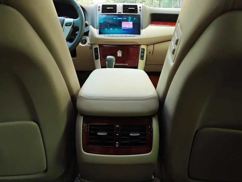 Toyota Crown — фото 14