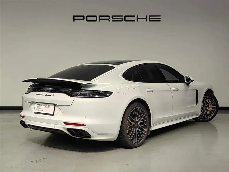 Porsche Panamera — фото 6