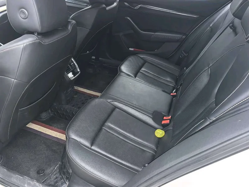 Volkswagen Octavia — фото 12