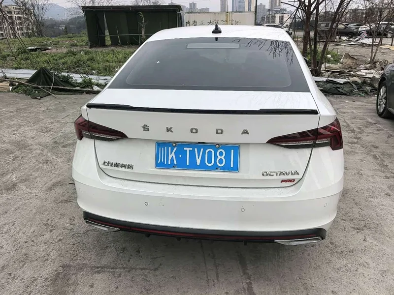 Volkswagen Octavia — фото 6