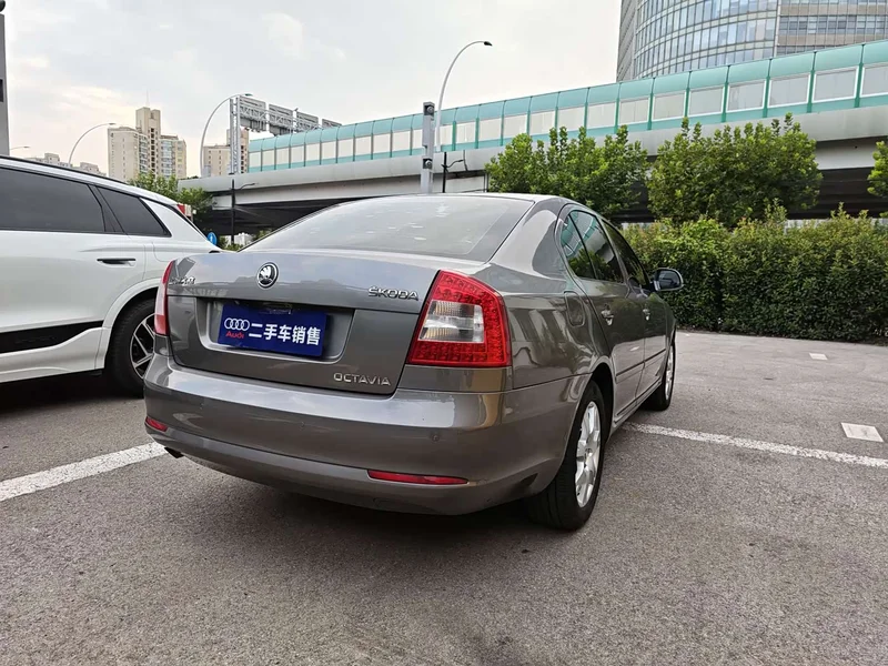 Volkswagen Octavia — фото 2