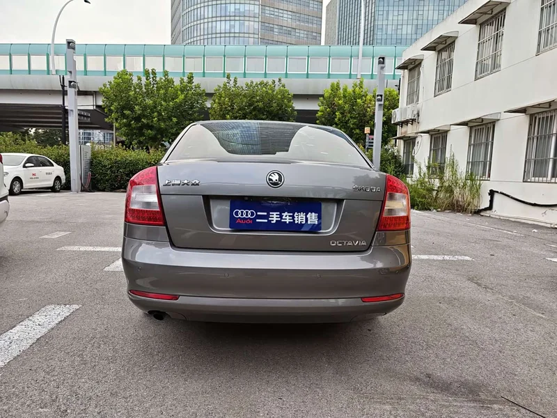 Volkswagen Octavia — фото 3