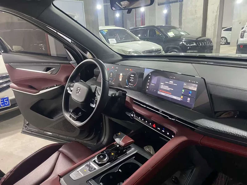 Changan CS75PLUS — фото 10