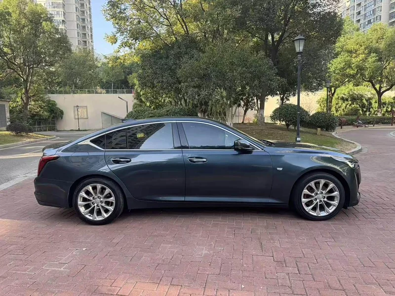 Cadillac CT5 — фото 2