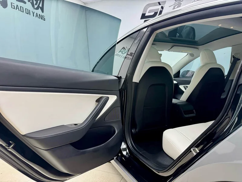 Tesla Model 3 — фото 9