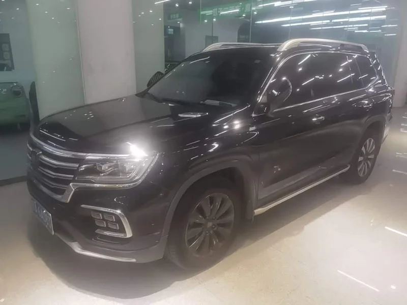 Roewe RX8 — фото 1