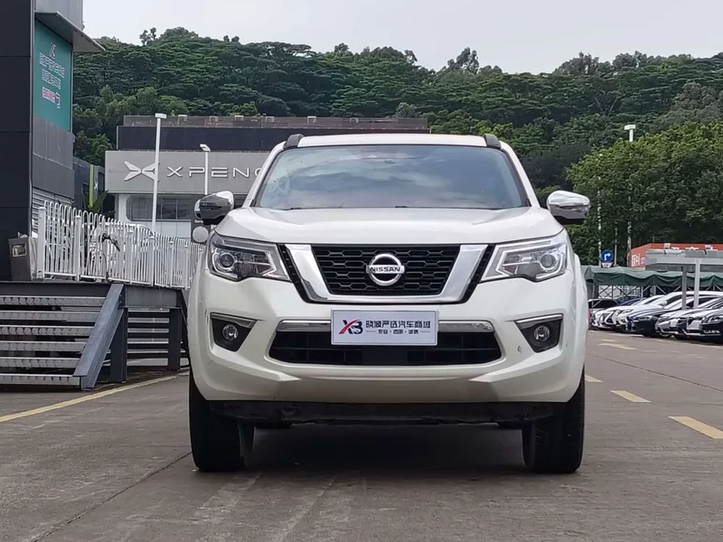 Nissan Terra — фото 2