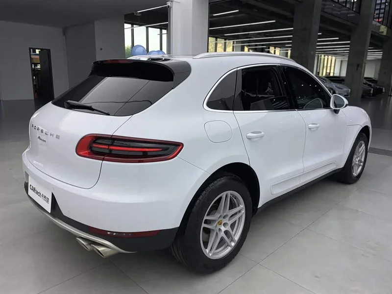 Porsche Macan — фото 4