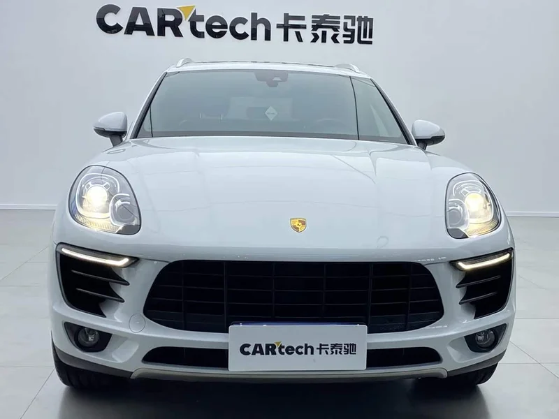 Porsche Macan — фото 10