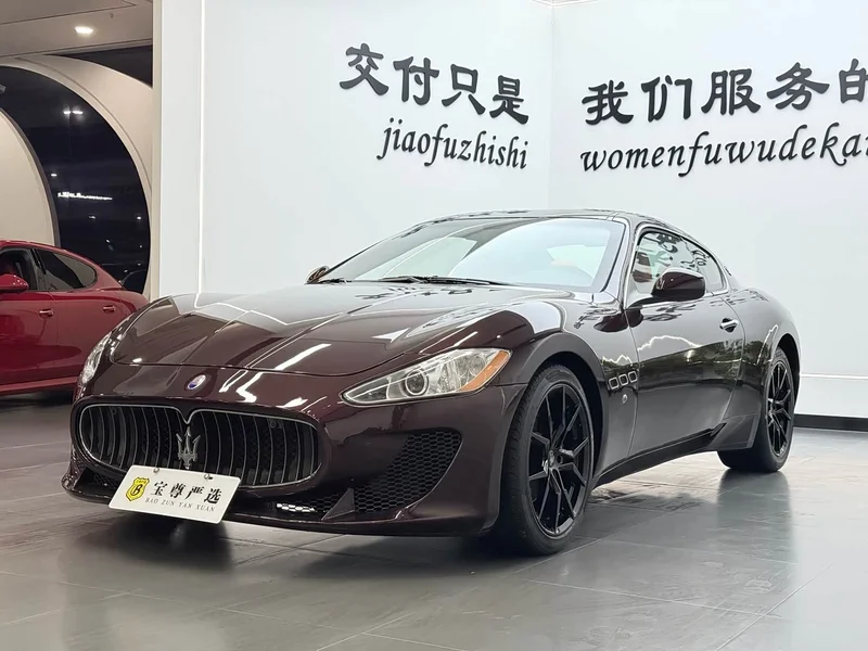 Maserati GranTurismo — фото 2
