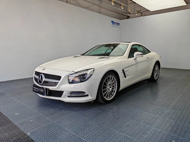 Mercedes-Benz SL-Class — фото 1