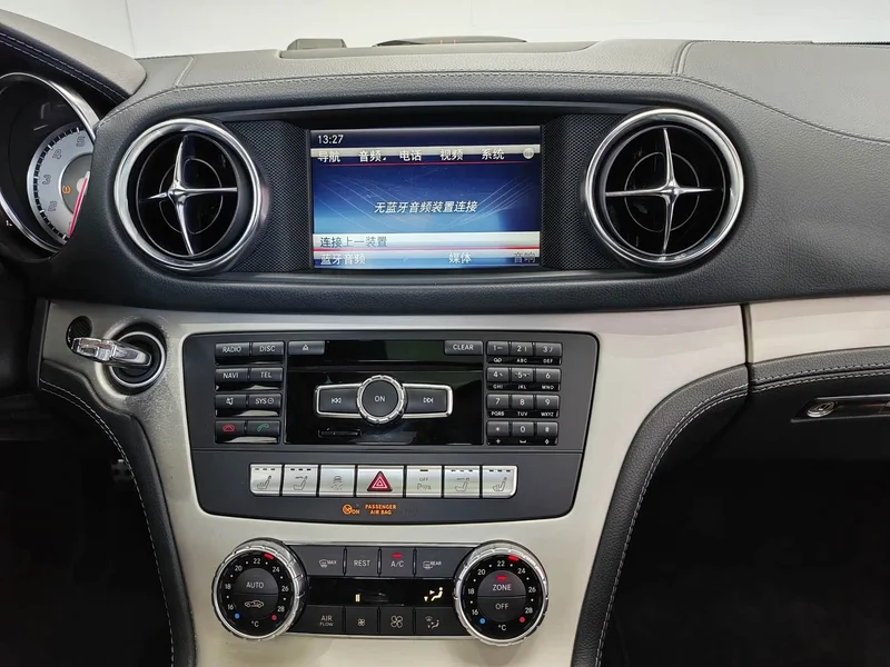 Mercedes-Benz SL-Class — фото 15