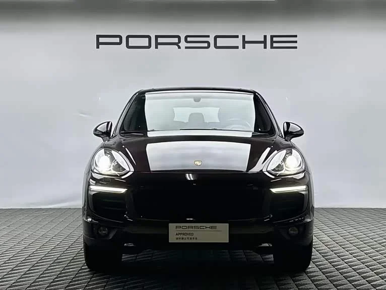 Porsche Cayenne — фото 2