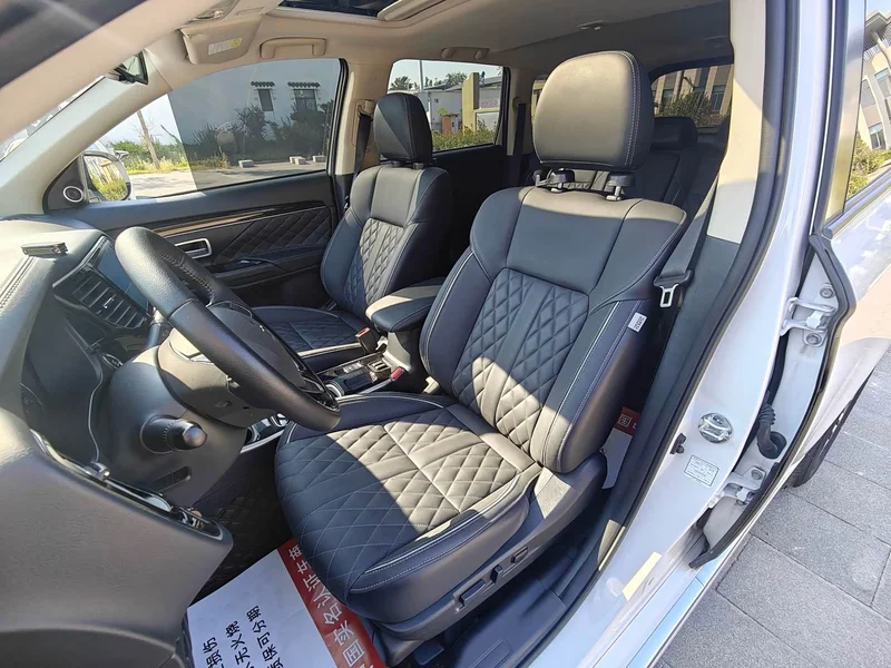 Mitsubishi Outlander — фото 16
