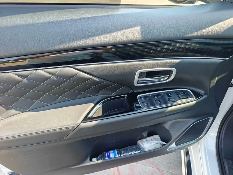 Mitsubishi Outlander — фото 10