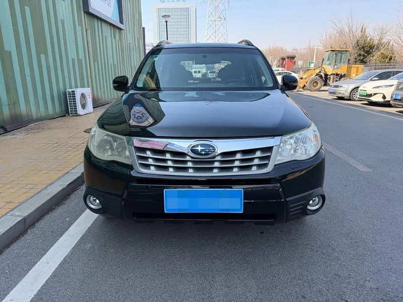 Subaru Forester — фото 2