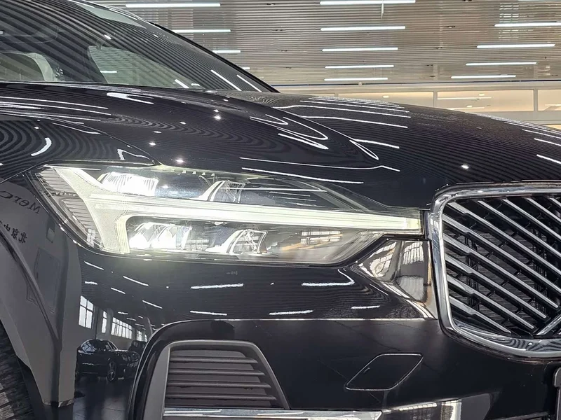 Volvo XC60 — фото 4