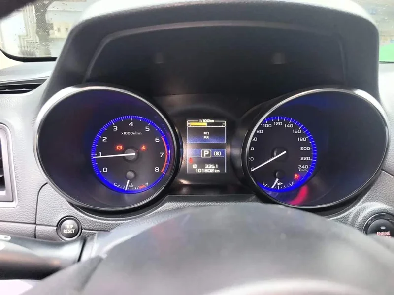 Subaru Legacy — фото 13