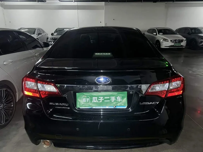 Subaru Legacy — фото 6