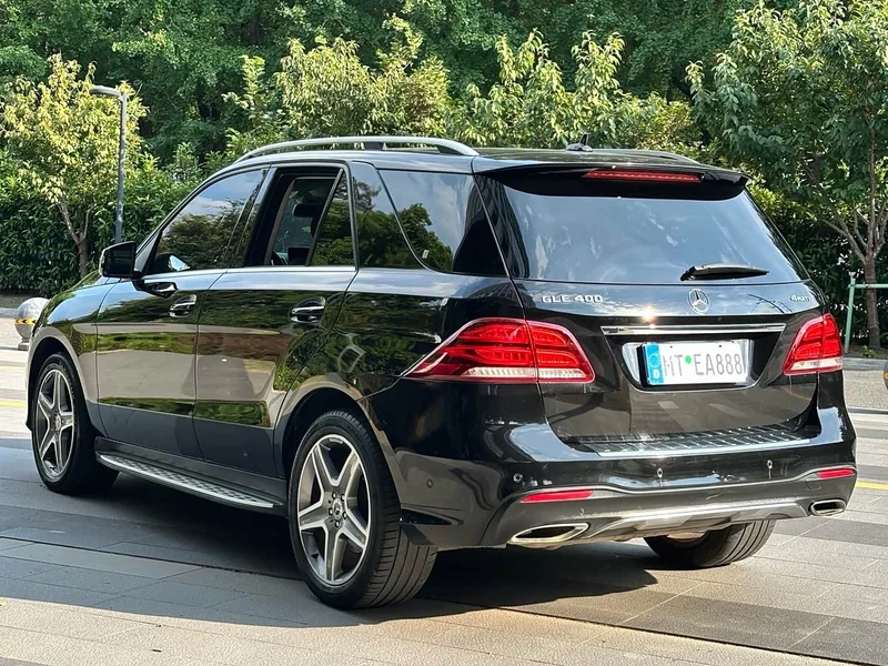 Mercedes-Benz GLE — фото 7