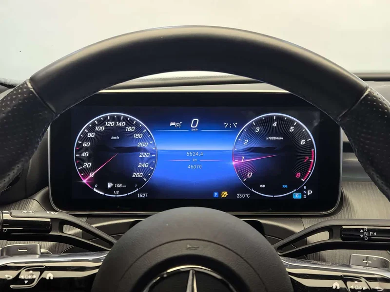 Mercedes-Benz C-Class — фото 18