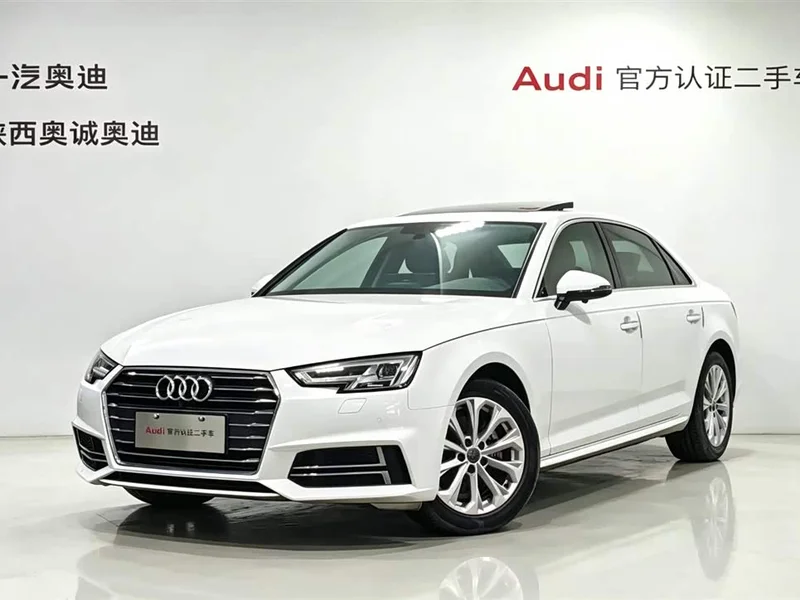 Audi A4L — фото 1
