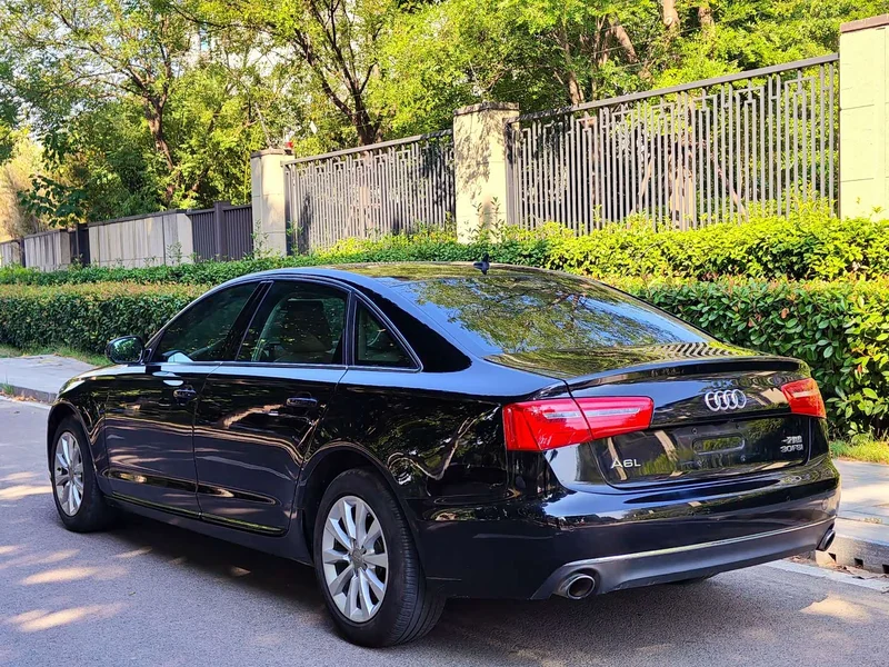 Audi A6L — фото 5