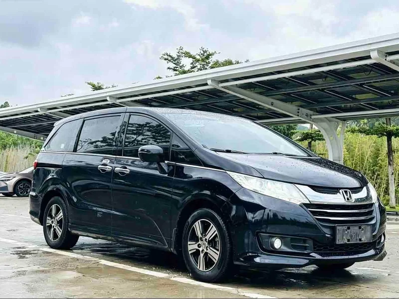Honda Odyssey — фото 2