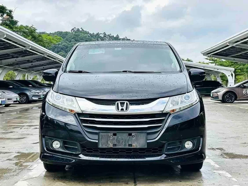 Honda Odyssey — фото 3