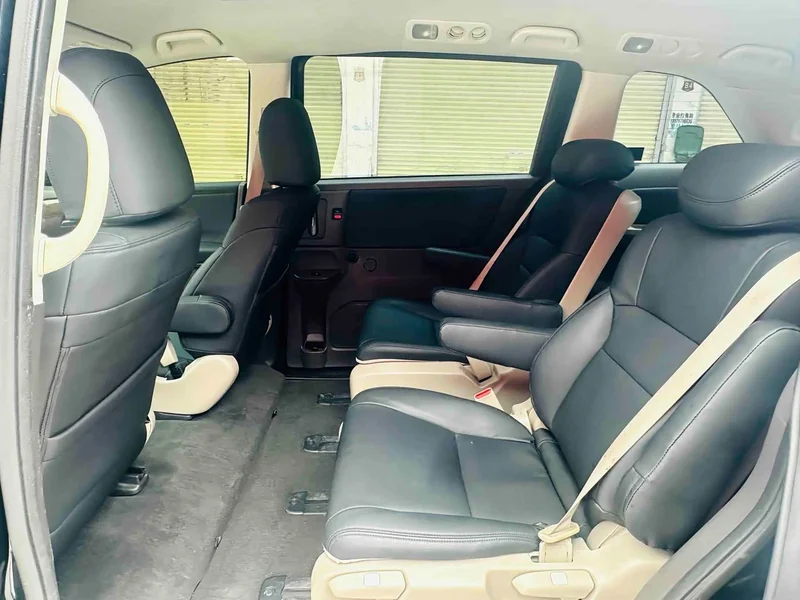 Honda Odyssey — фото 10